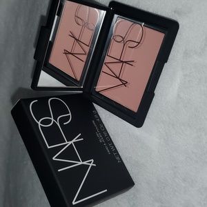 NIB NARS Blush in Behave FULL SIZE